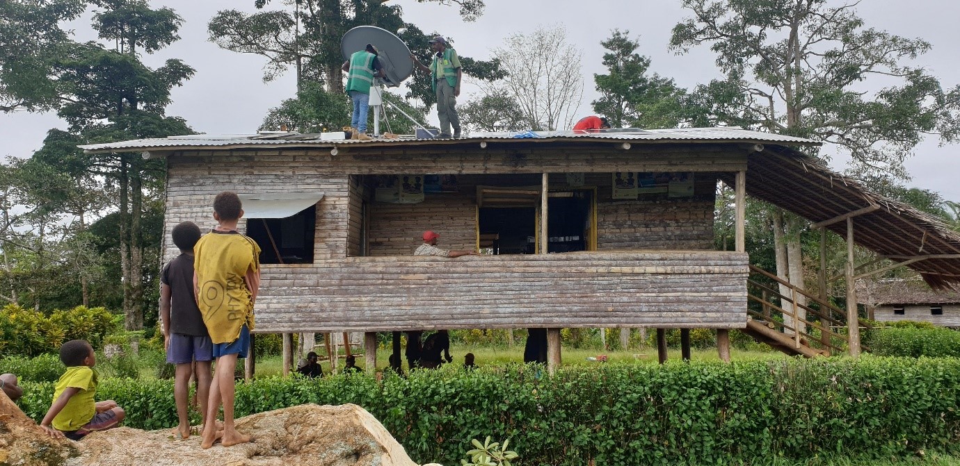 Installation at the Hesalibi Aid Post. Photo supplied by SDP.Kacific satellite internet_Papua New Guinea. PNG. Sustainable development programme
