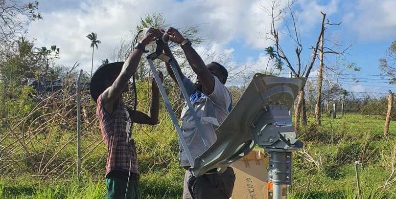 Internet dish for satellite