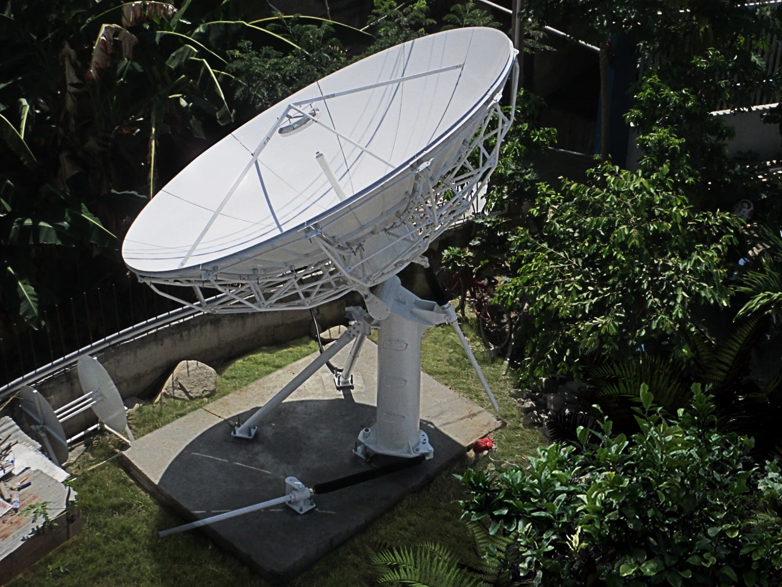 satellite dish for internet
